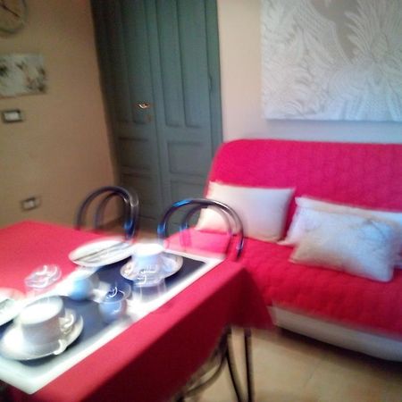 Il Giardino Di Emilio Bed & Breakfast Marrubiu Bagian luar foto