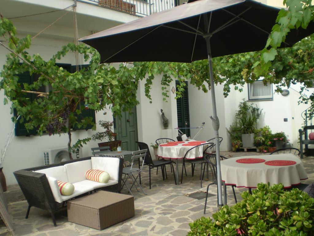 Il Giardino Di Emilio Bed & Breakfast Marrubiu Ruang foto