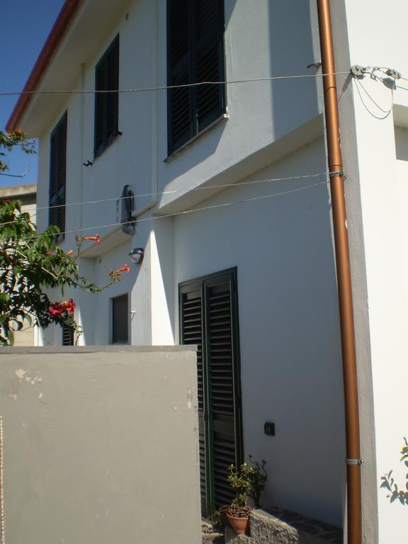 Il Giardino Di Emilio Bed & Breakfast Marrubiu Ruang foto