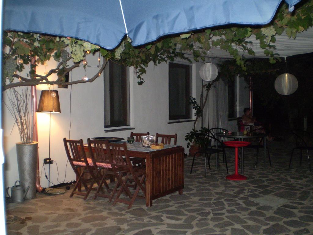 Il Giardino Di Emilio Bed & Breakfast Marrubiu Ruang foto