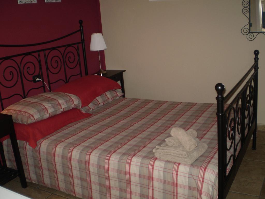Il Giardino Di Emilio Bed & Breakfast Marrubiu Ruang foto