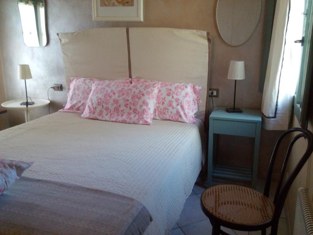 Il Giardino Di Emilio Bed & Breakfast Marrubiu Bagian luar foto